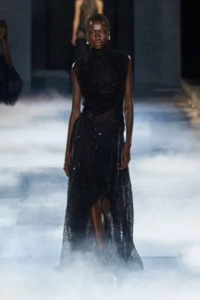 Look 44